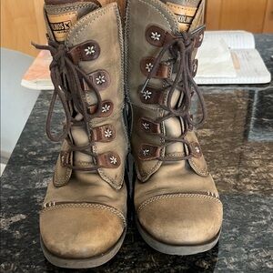 PIKOLINOS Brown Combat Boots with Floral Accents